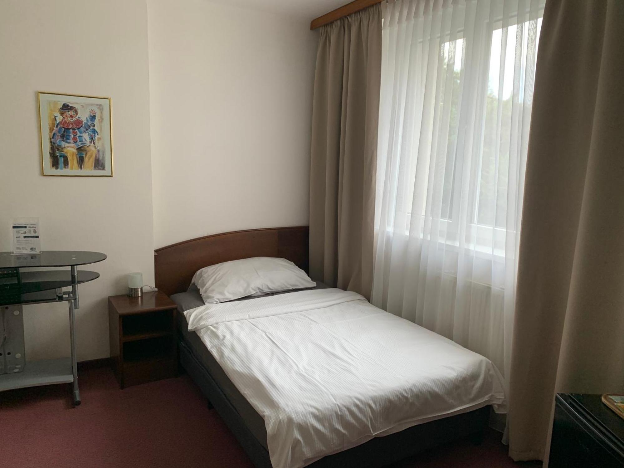 Hotel-Pension Kamyk Πράγα Εξωτερικό φωτογραφία